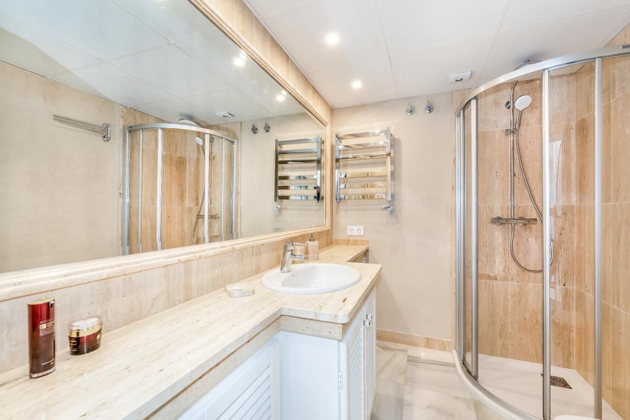 Luxury Townhouse Golden Mile Villa Marbella Bagian luar foto